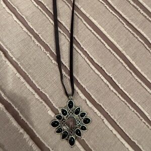 Vintage Lucky Brand Black and Silver Floral Necklace
